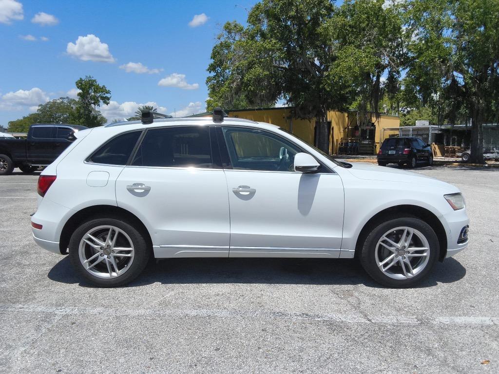 2017 Audi Q5 2.0T quattro tiptronic Premium Plus's photo