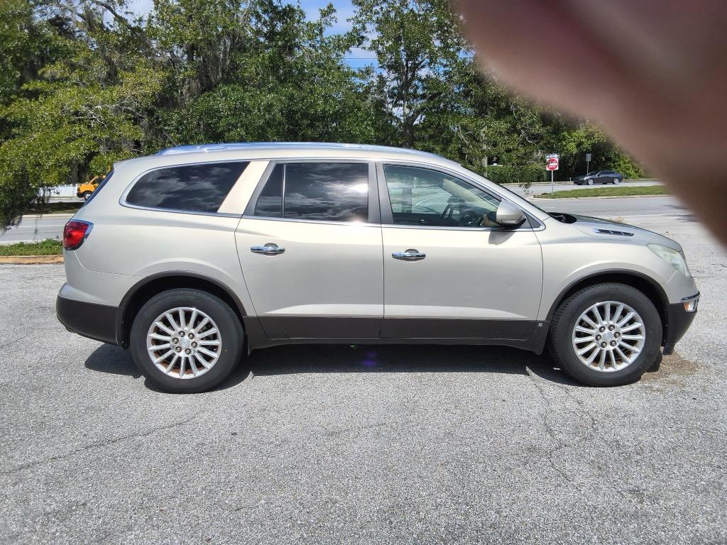 2010 Buick Enclave CXL-1 FWD's photo