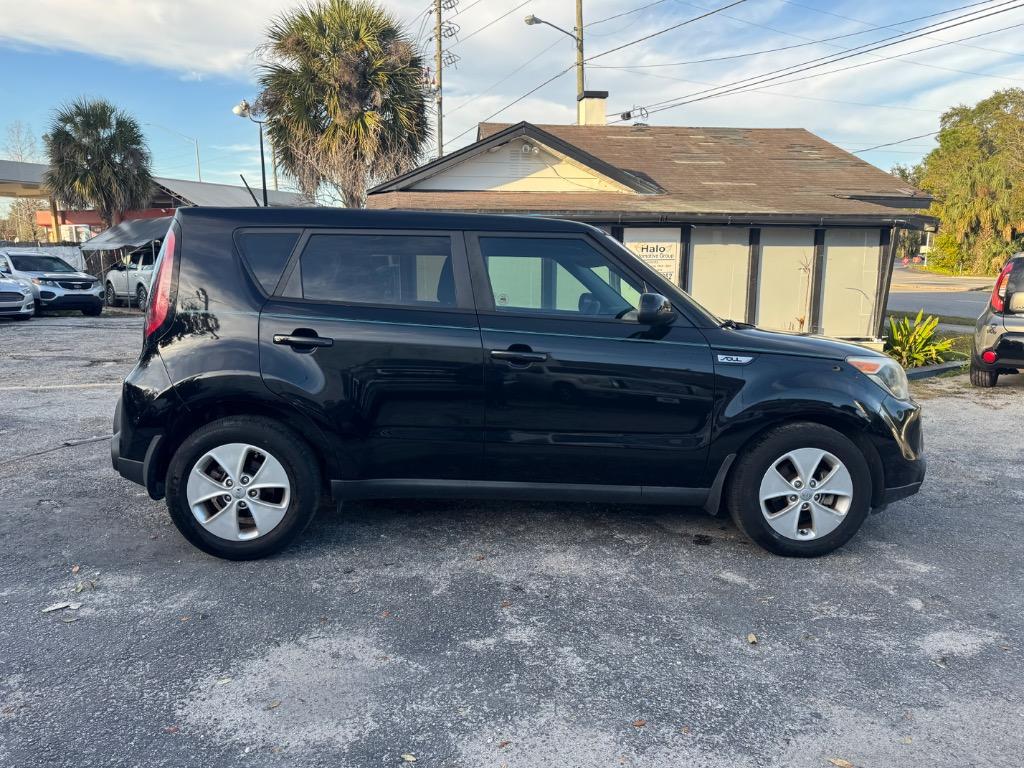 2016 Kia Soul 1.6L Base 5-Door's photo